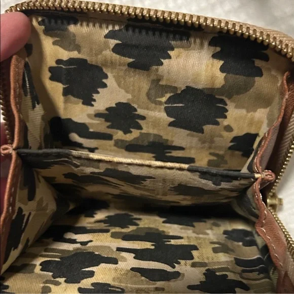 See By Chloe Tan Leather Card Holder - Picture 9 of 12